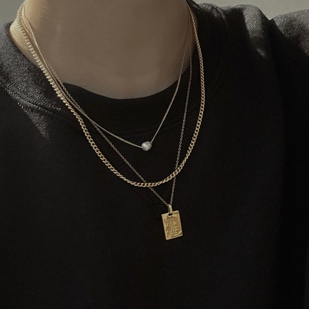 Mod + Jo Old English Initial D Pendant - Picture 3 of 3